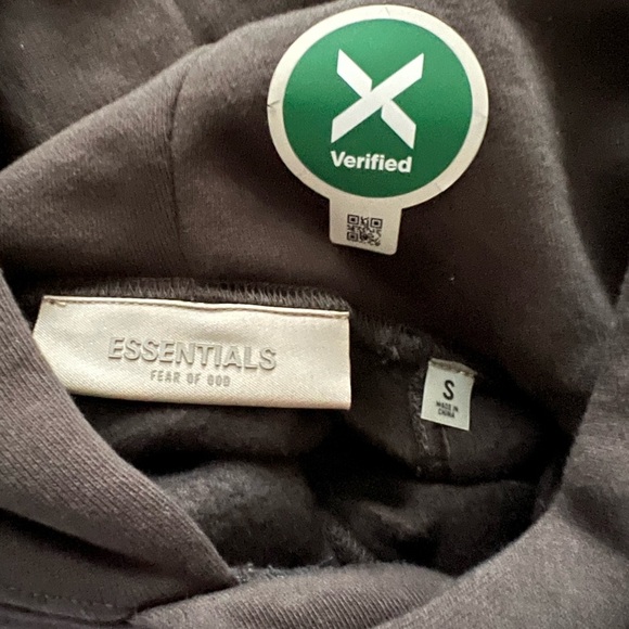 Fear of God Essentials 1977 Hoodie - Picture 4 of 4